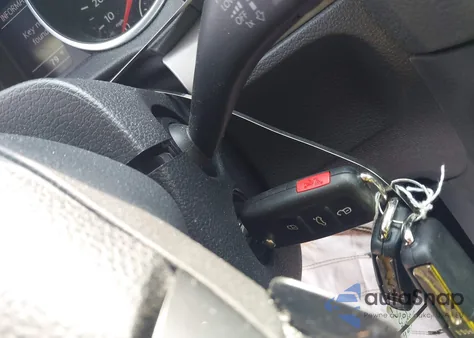 2014 Volkswagen Golf 2.0L Tdi from USA, damaged, VIN WVWDM7AJ8EW007126